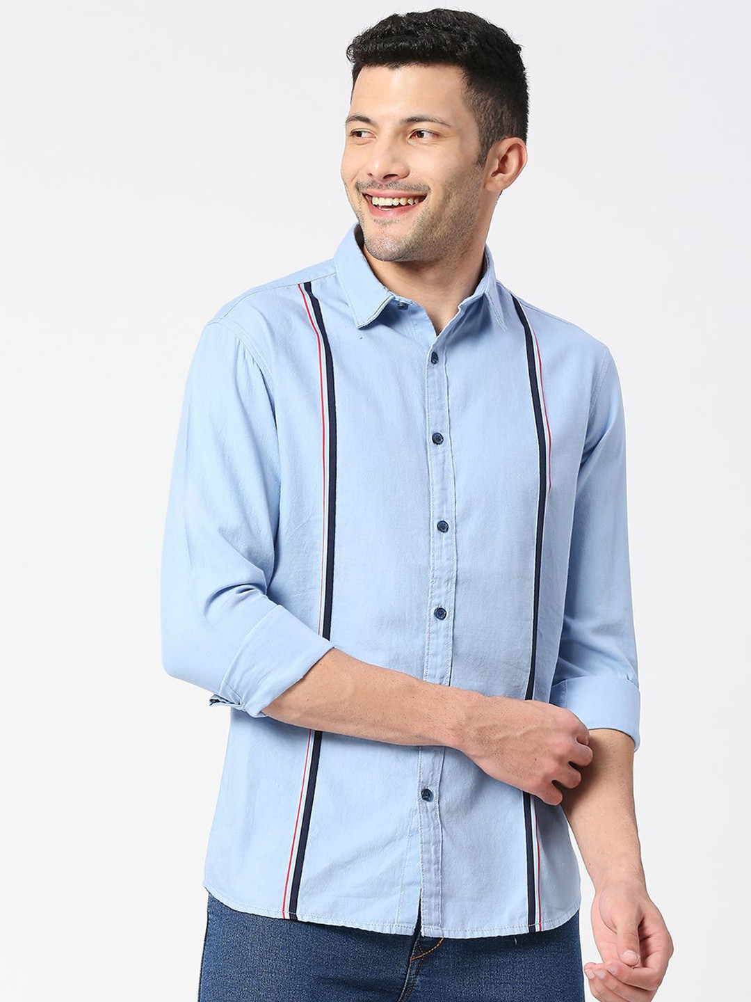 SNX Men Spread Collar Solid Cotton Tailored Fit Casual Shirt