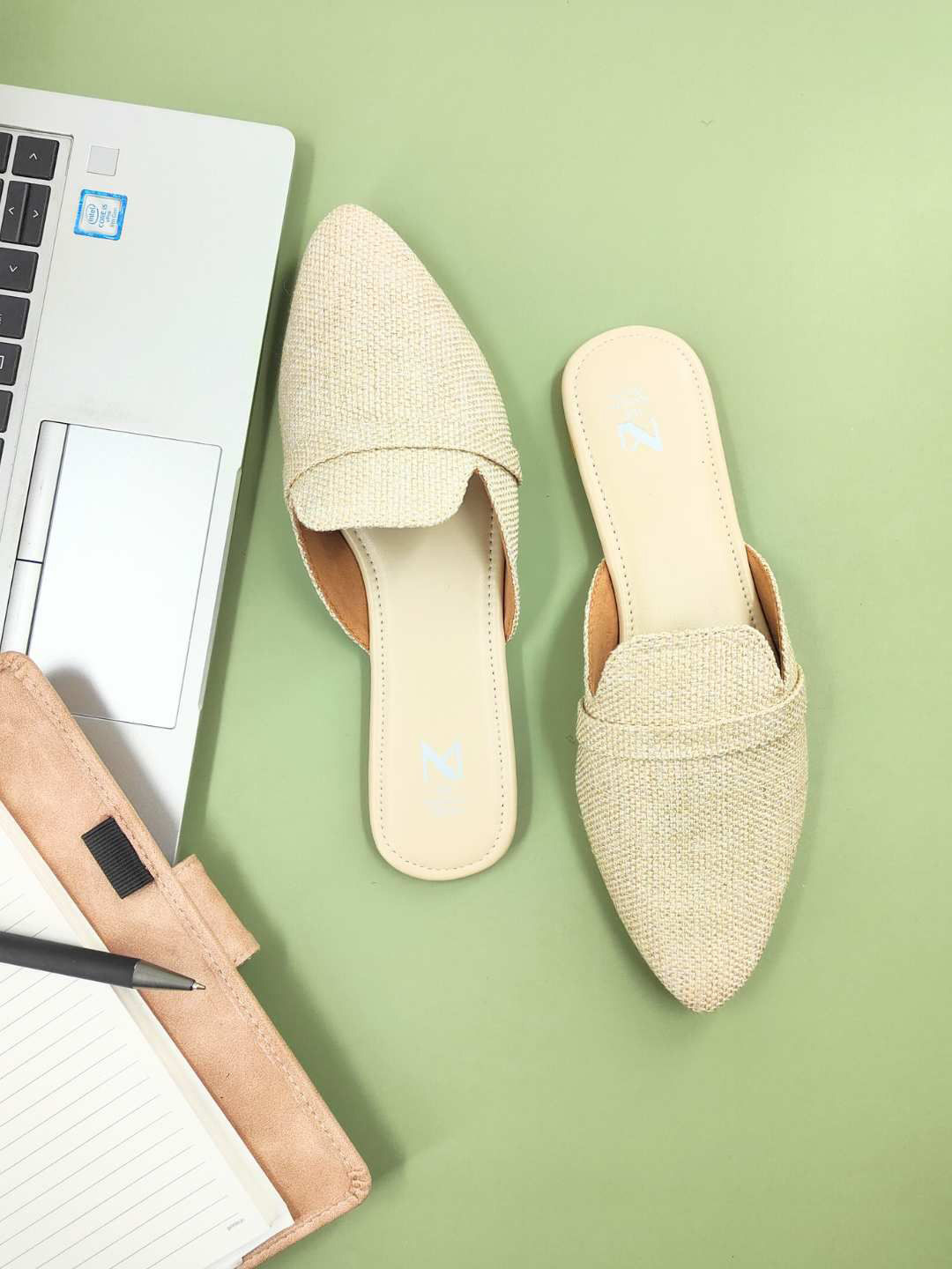 THE MADRAS TRUNK Women Mules Pointed Toe Flats