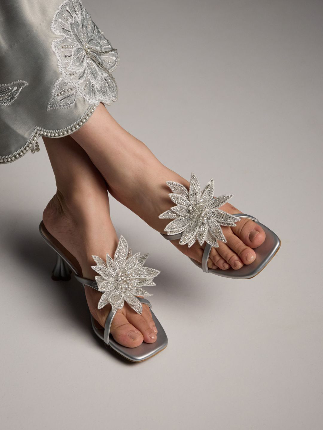 CAI Women Sparkly PU Slim Heel Sandals With Flower Details