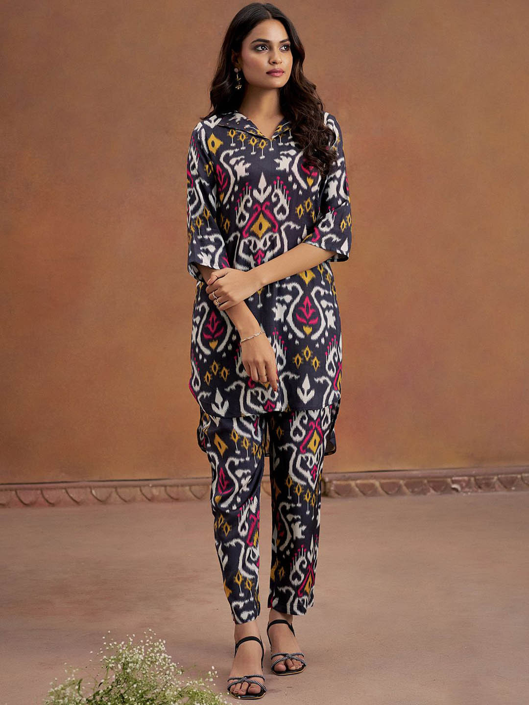Jaipur Kurti Ikat Printed Festive Co-ord Set