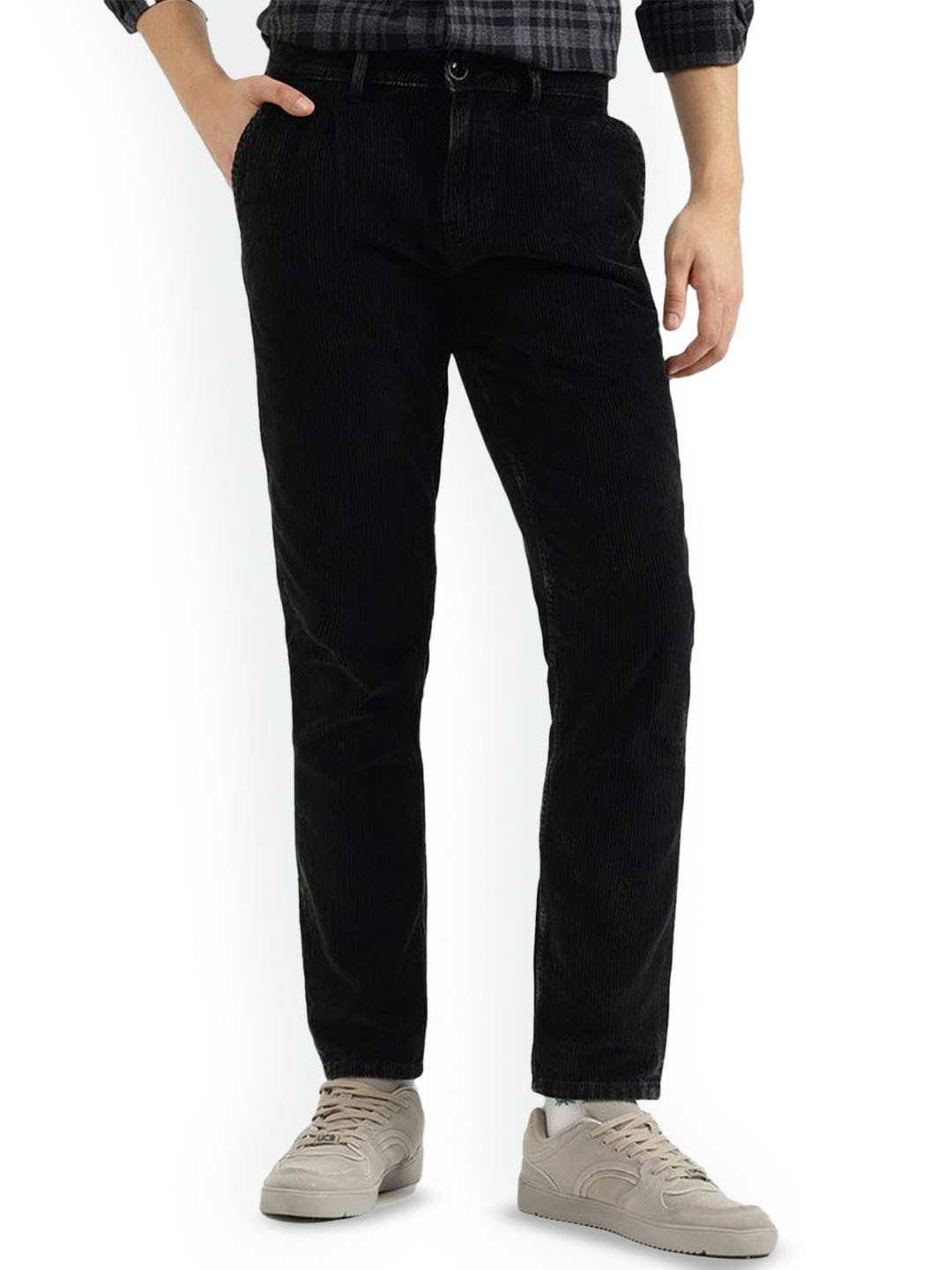 United Colors of Benetton Men Textured Regular Fit Trousers