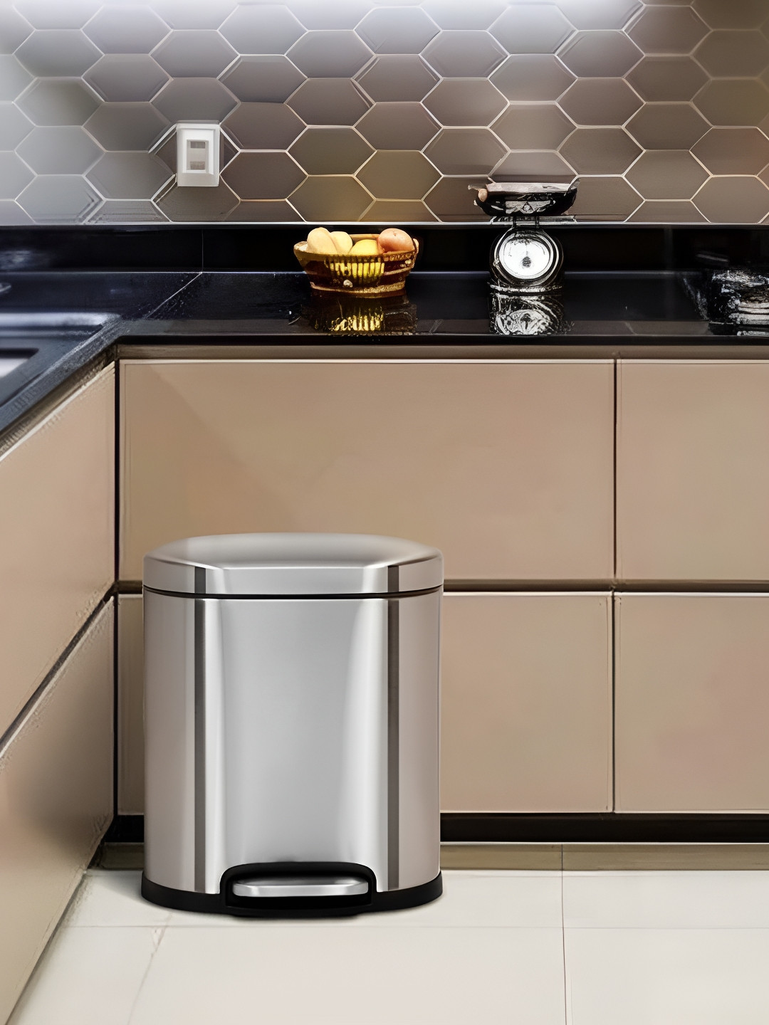 Pano Binova Steel Pedal Dustbin 5L