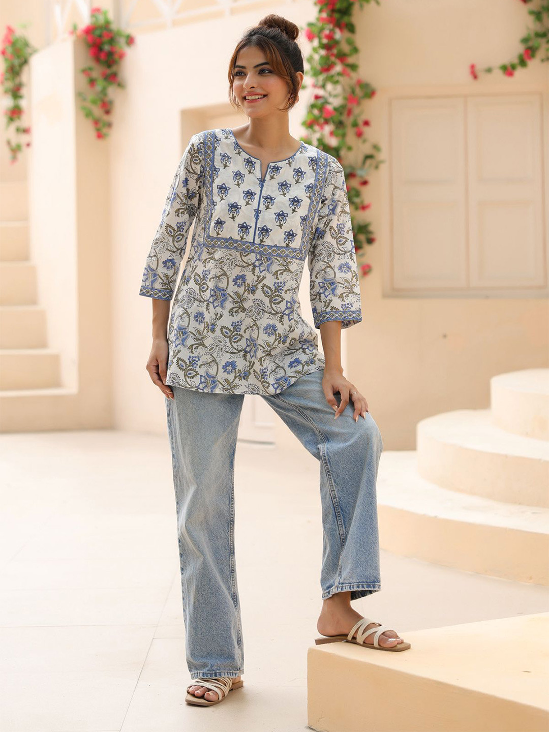 Rain & Rainbow Women Floral Print Cotton Kurti