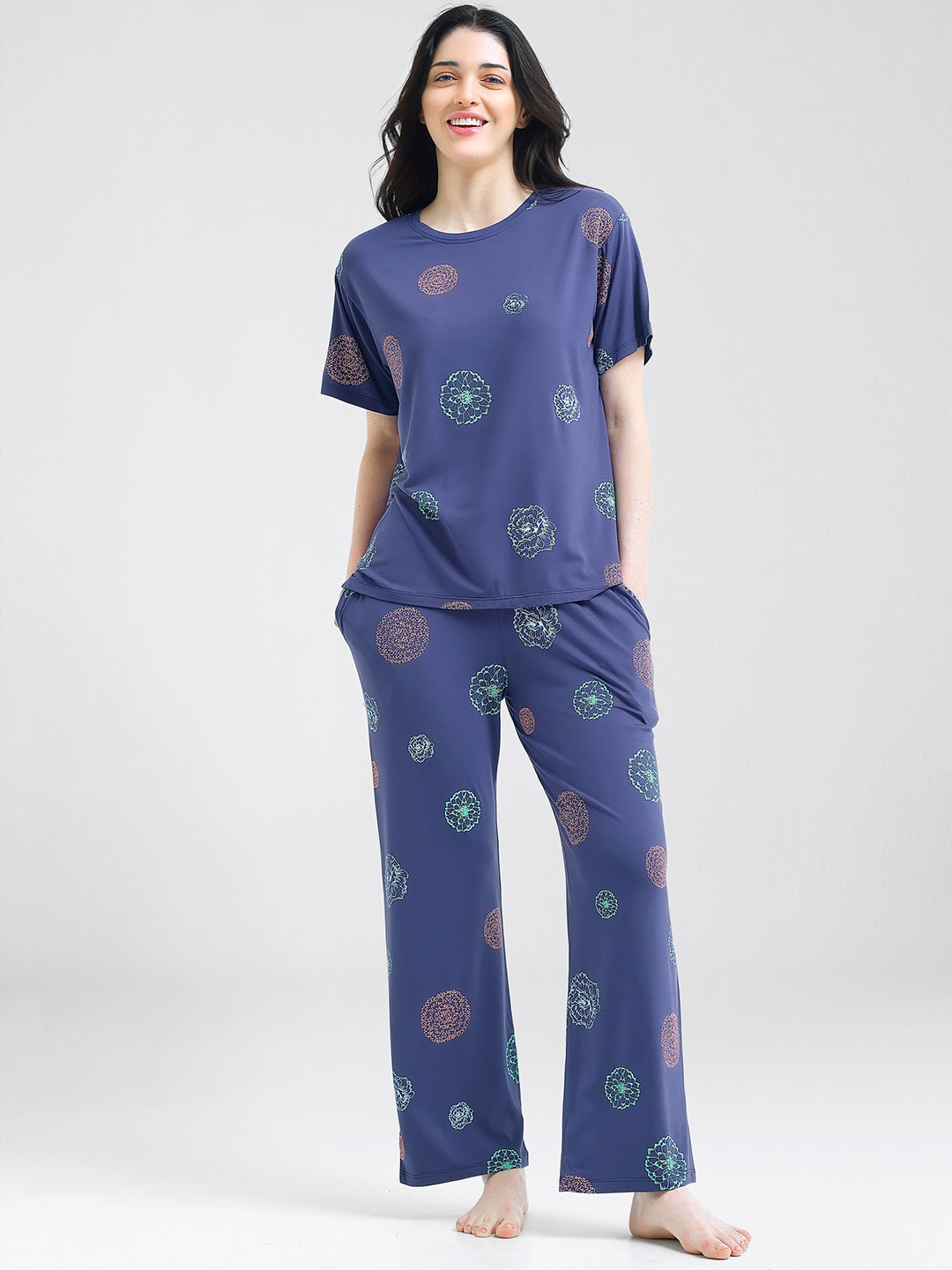 I like me Women Floral Printed Short Sleeves Night suit