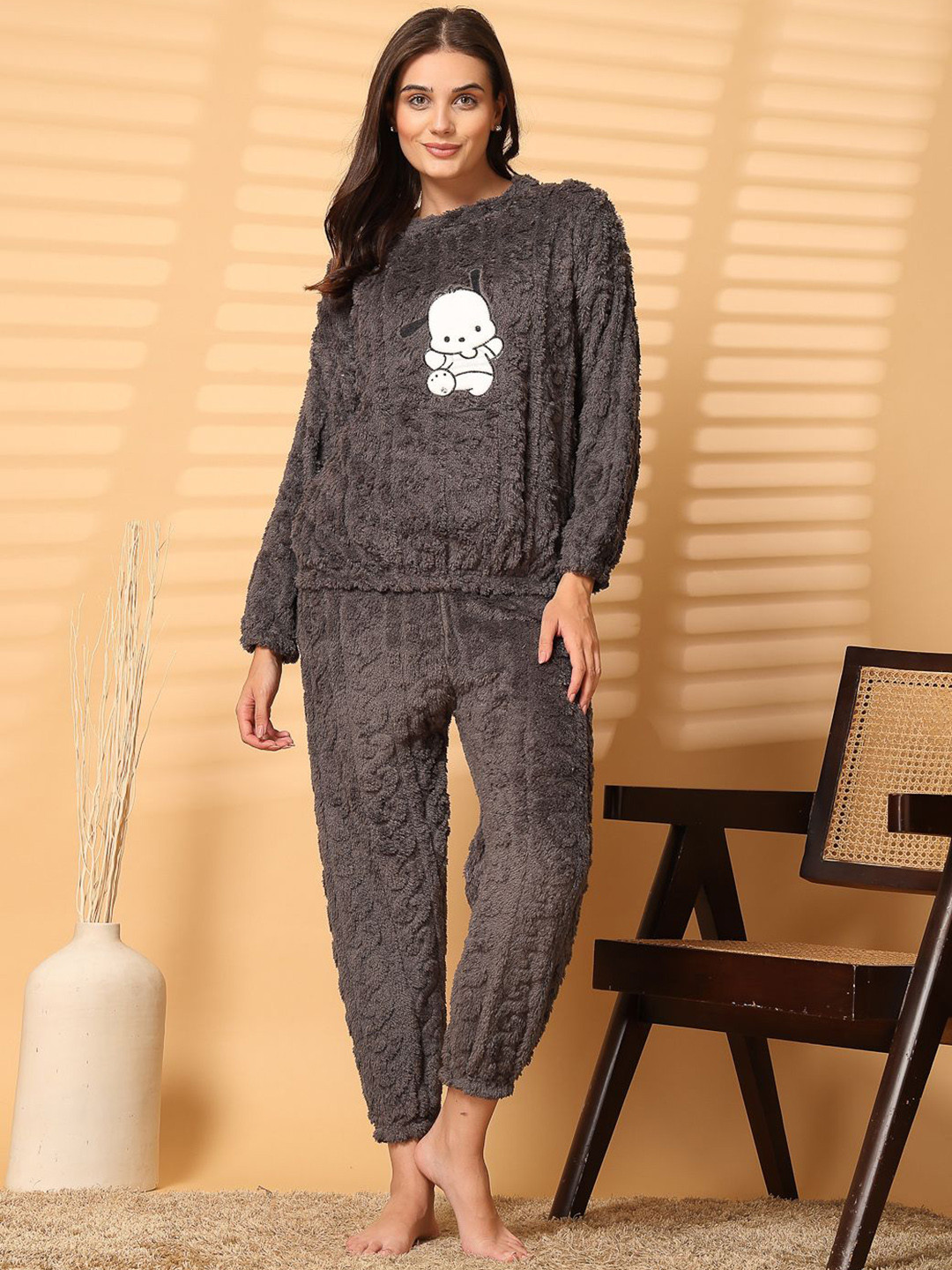 NEUDIS Women Cartoon Print  Long Sleeve Night suit