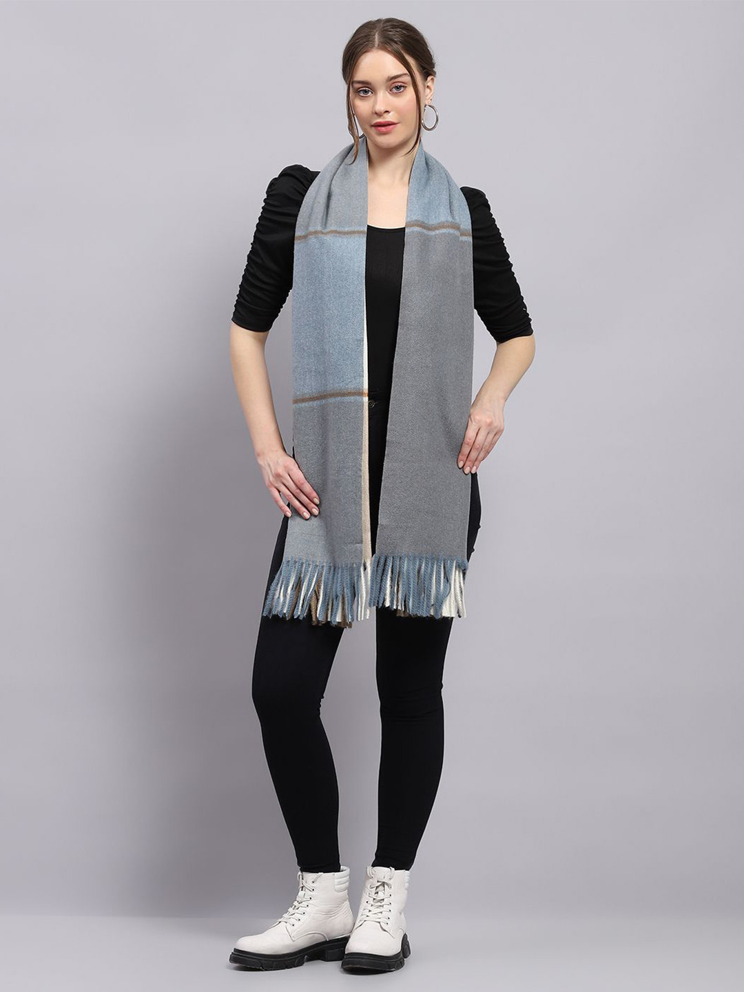 Monte Carlo Women Stole With Tasselled Border