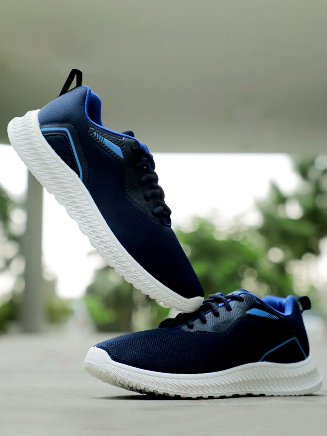 LIBERTY OSLO M1E Men Colourblocked Sports Running Shoes