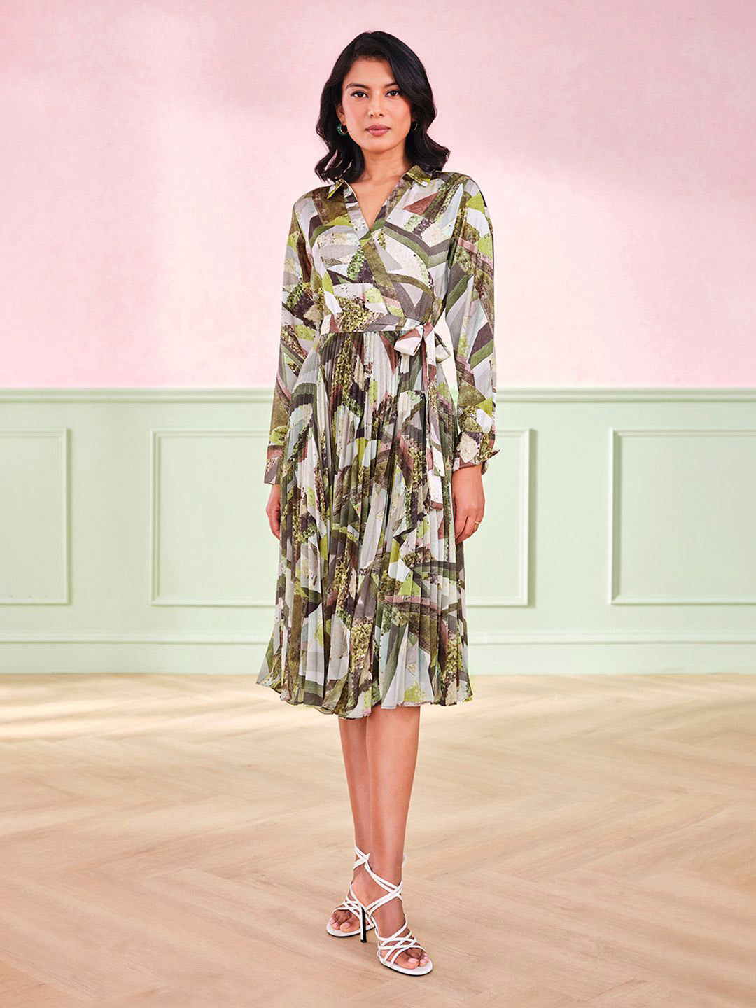 AND Women Shirt Collar V Neck Floral Print A-Line Dress