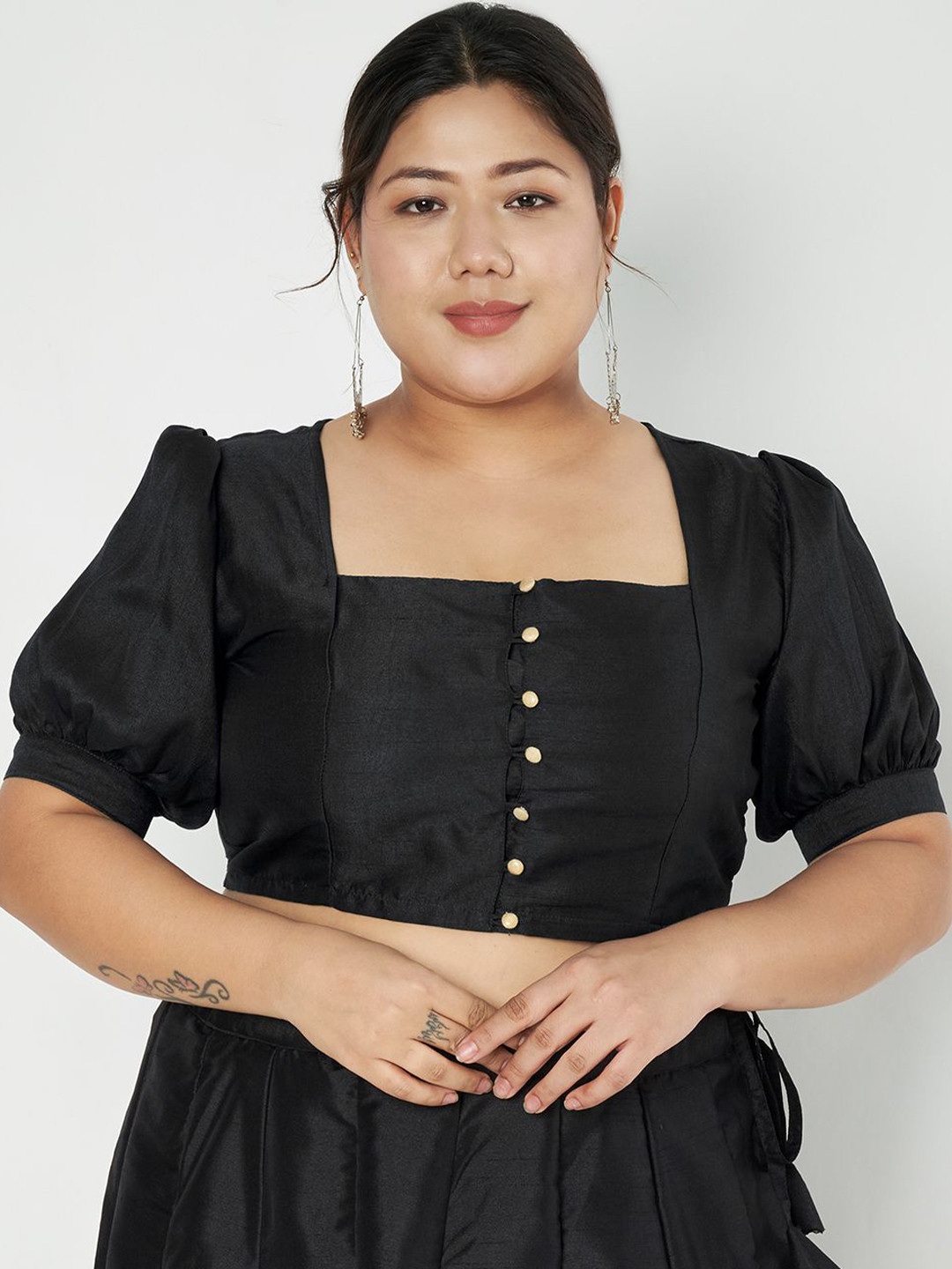 studio rasa Women Plus Size Square Neck Puff Sleeve Crop Top