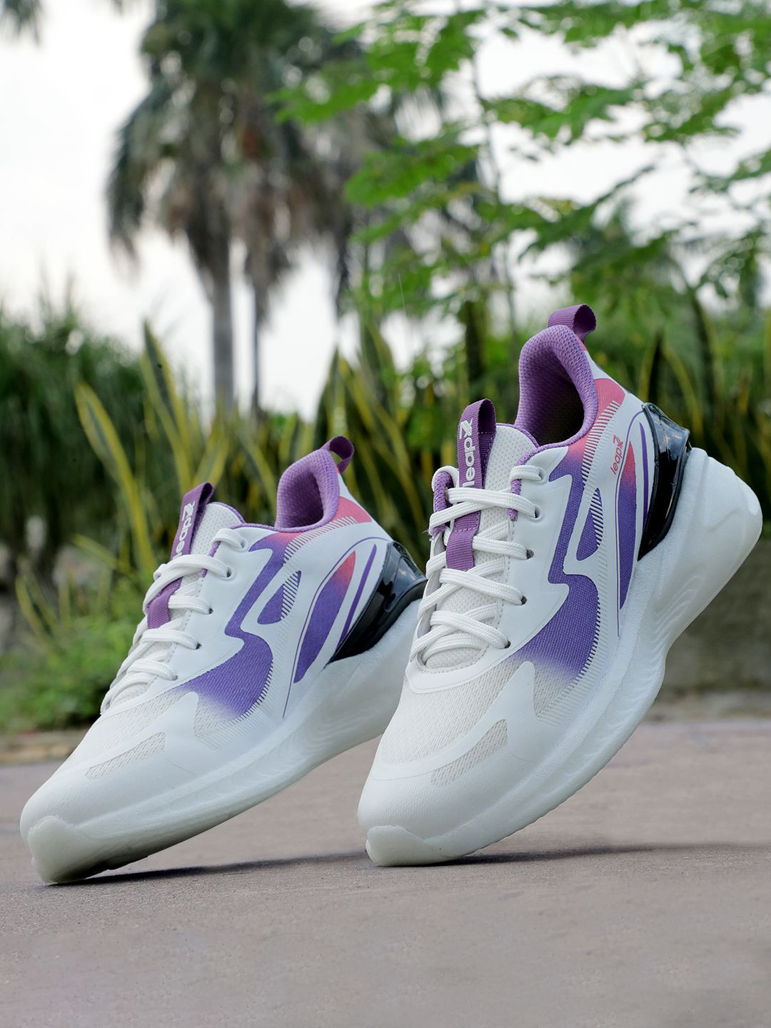 LIBERTY HUNKES 1E Men Colourblocked Sports Running Shoes