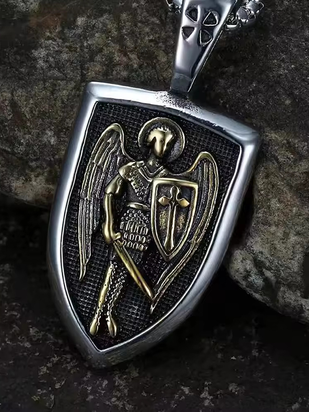 Heer Collection Silver-Plated Contemporary Pendants with Chains