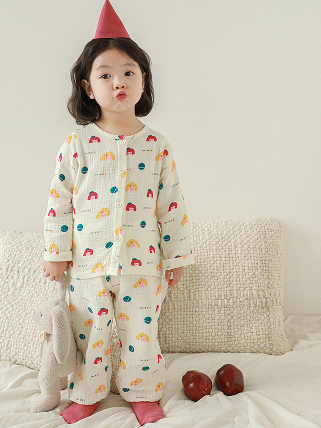 LULU & SKY Girls Abstract Printed Pure Cotton Round Neck Top & Pants Nightdres