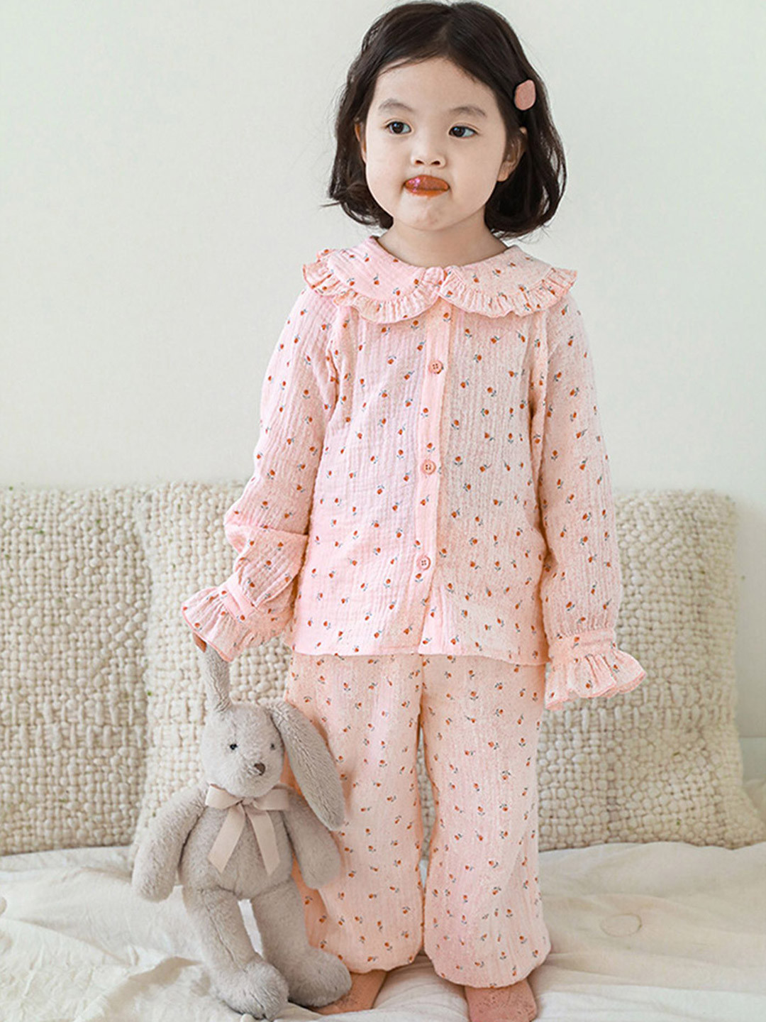 LULU & SKY Girls 2 Piece Floral Print Night suits