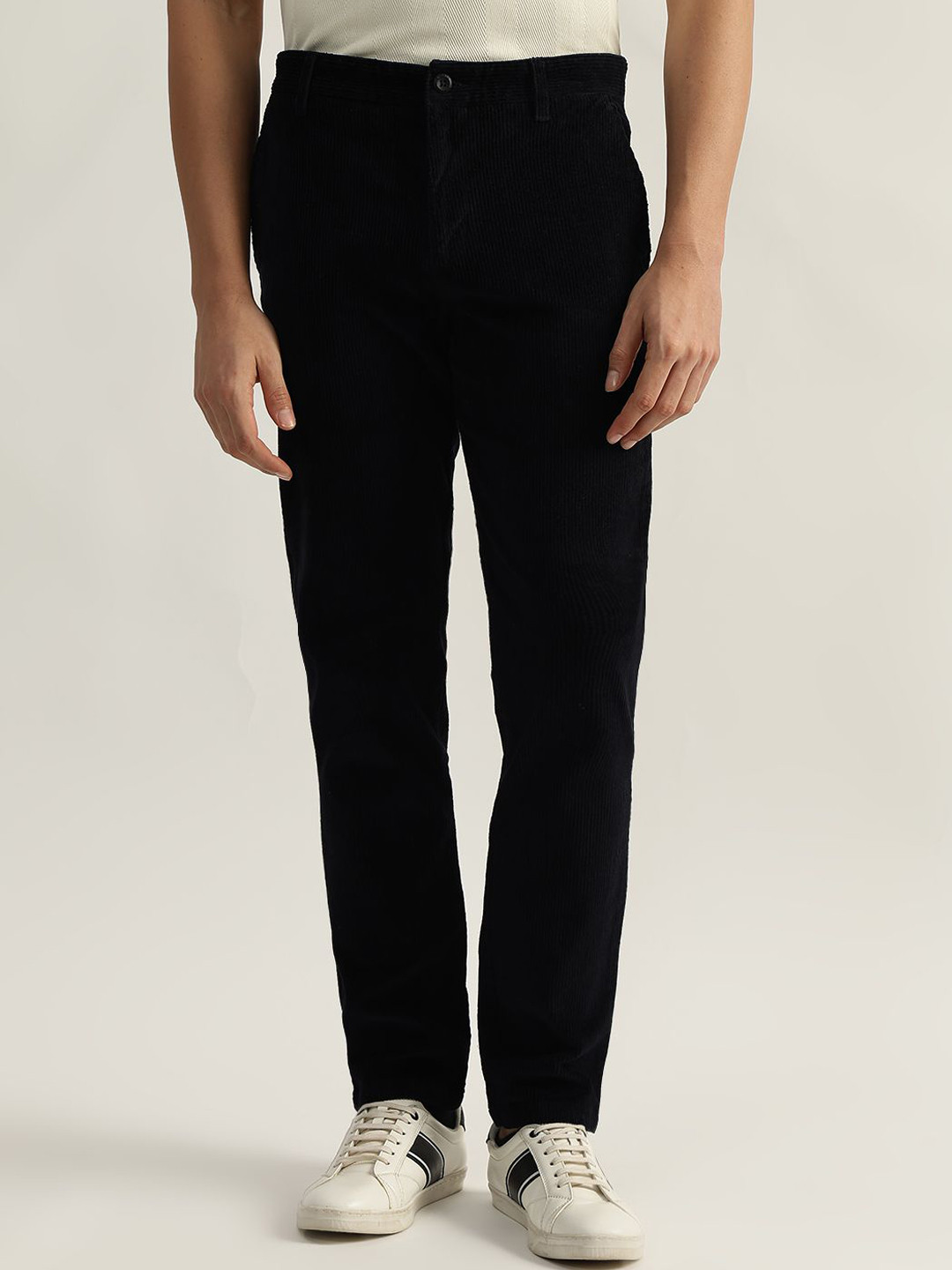 Iconic Men Regular Fit Mid-Rise Flat Front Cotton Trouser