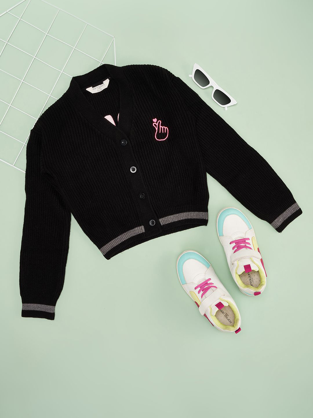 Pantaloons Junior Girls Typography Pullover Sweaters