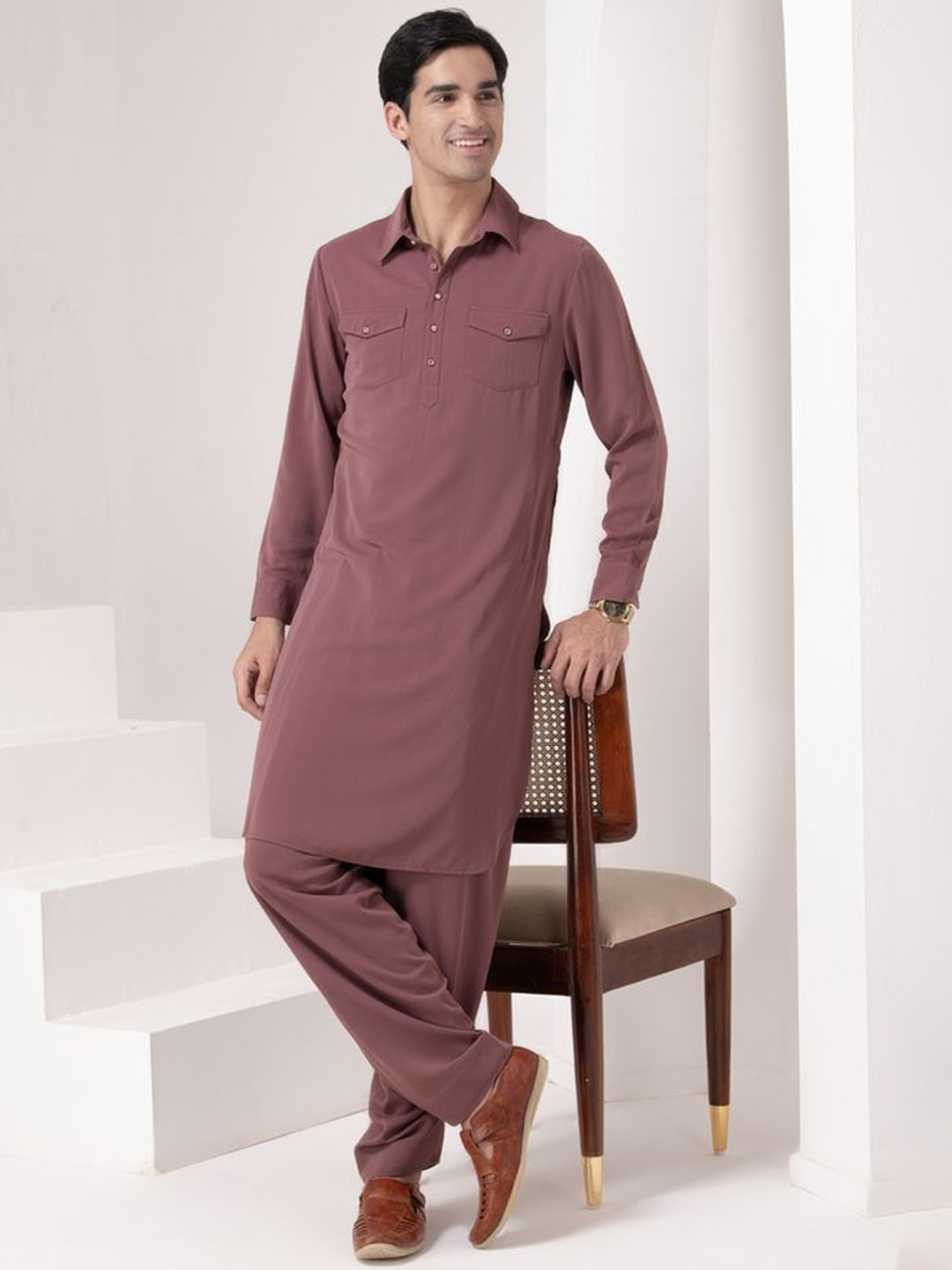 BARARA ETHNIC Shirt Collar Long Sleeves Pathani Kurta with Trousers