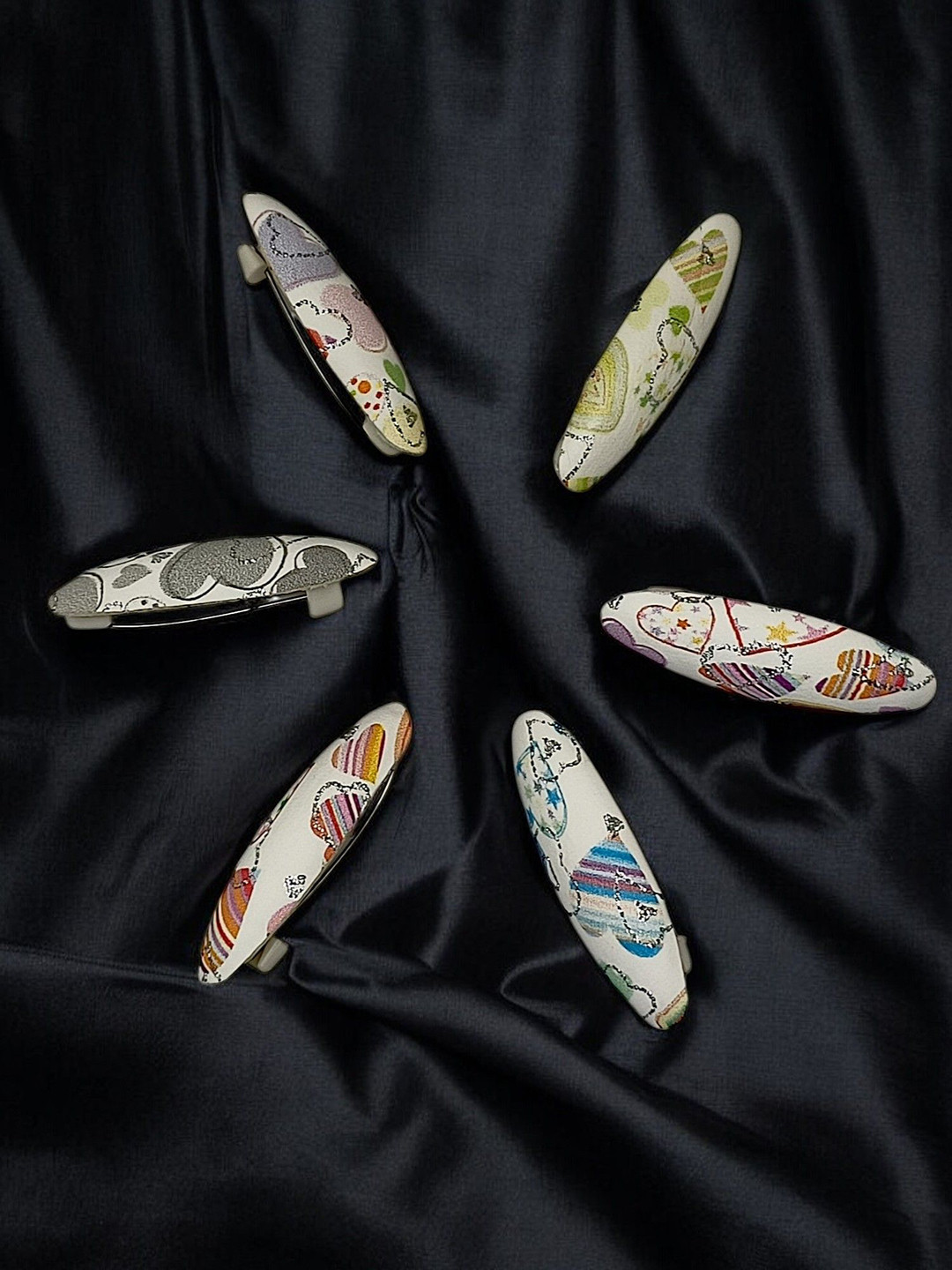 FEMMIBELLA Set of 6 Saree Clips Saree Accessories