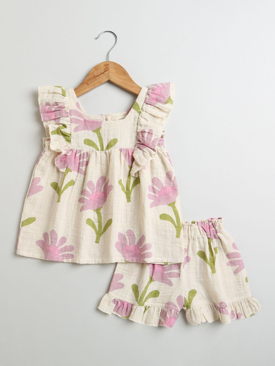 Sweetlime By AS Girls Floral Printed Square Neck Pure Cotton Ruffled Top with Shorts
