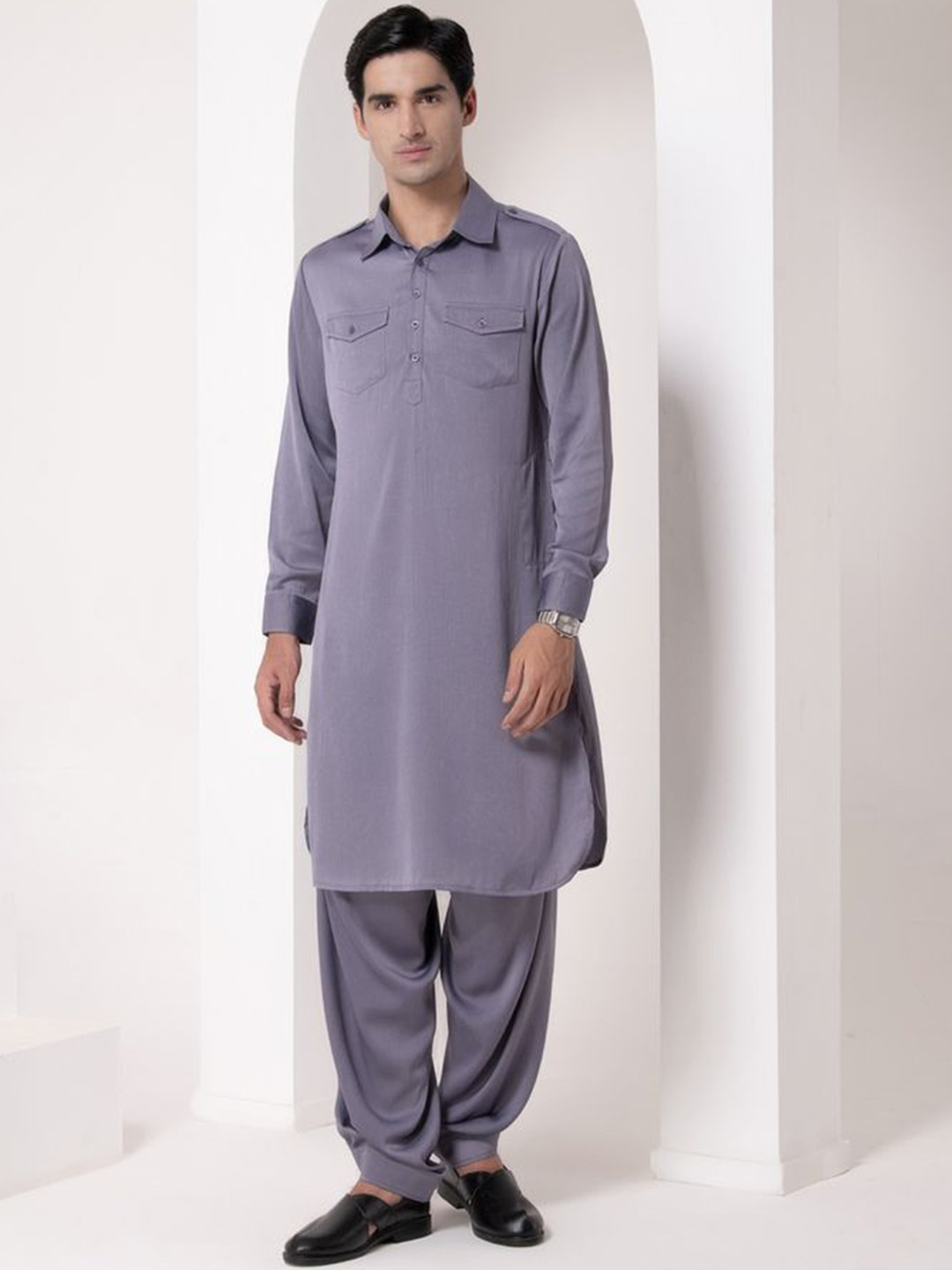 BARARA ETHNIC Shirt Collar Long Sleeves Pathani Kurta with Trousers