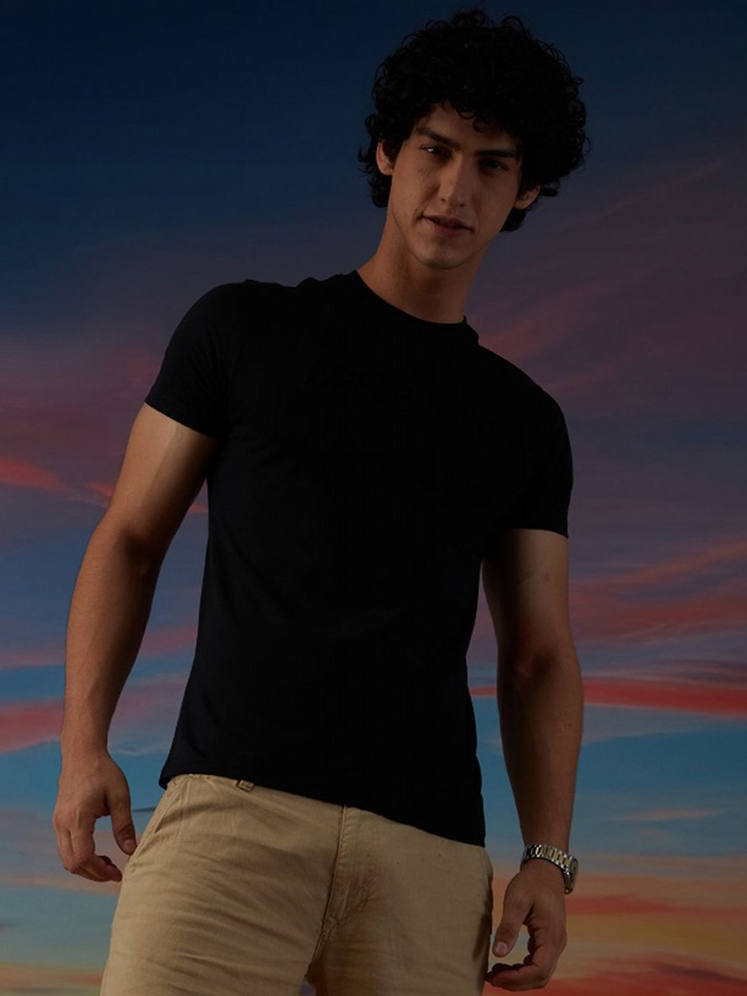 Markle Moro Men Self Design Round Neck Cotton Slim Fit T-shirt