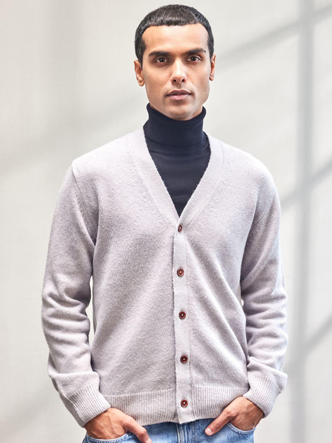 Mr Bowerbird Men Tailored Fit Classic Cardigan