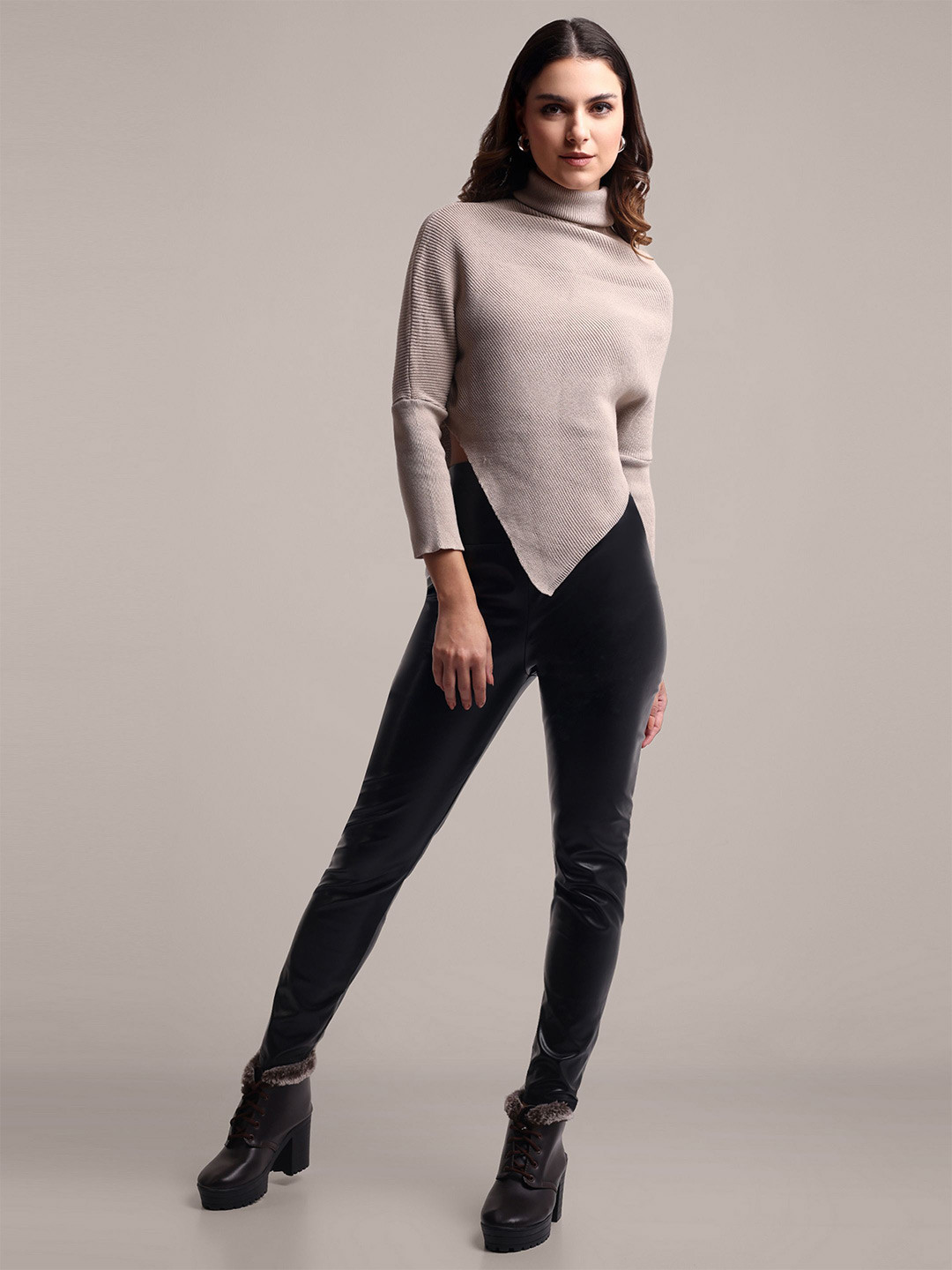 iki chic Women Ribbed Asymmetrical Turtle Neck Crop Woollen Pullover