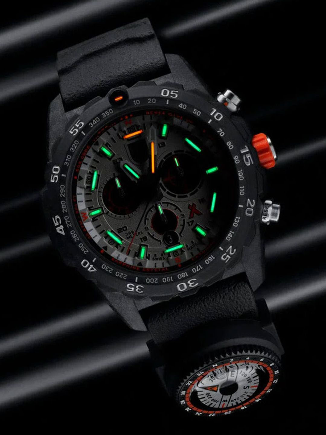 Luminox Men Dial & Stainless Steel Straps Analogue Multi Function Watch XB.3748