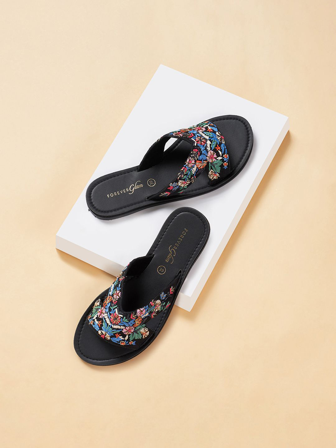 Forever Glam by Pantaloons Women Printed Open Toe Flats