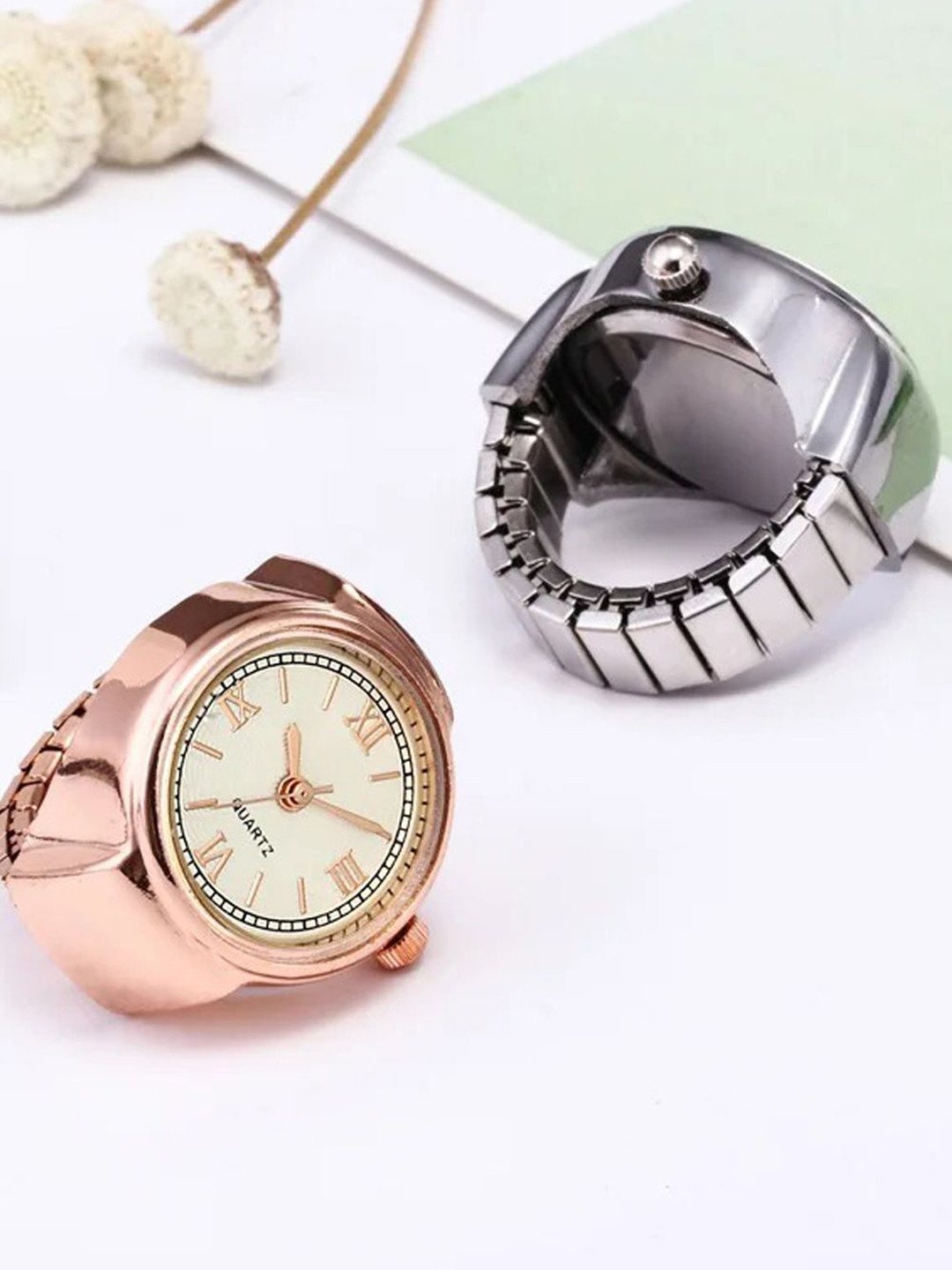 Shocknshop Women Patterned Dial & Stainless Steel Bracelet Style Analogue Watch 111 Silver