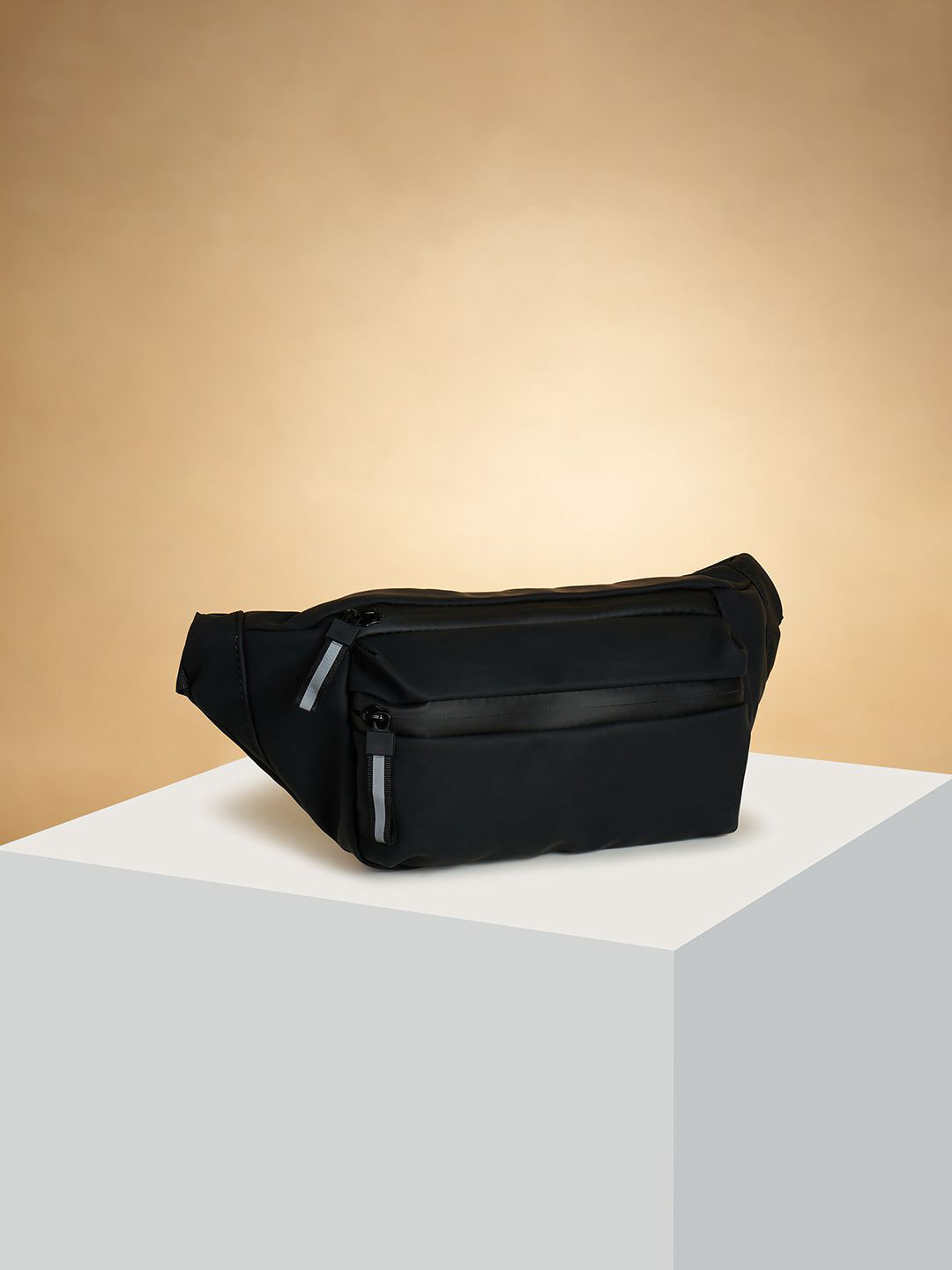 Ajile by Pantaloons Zipper Waist Pouch