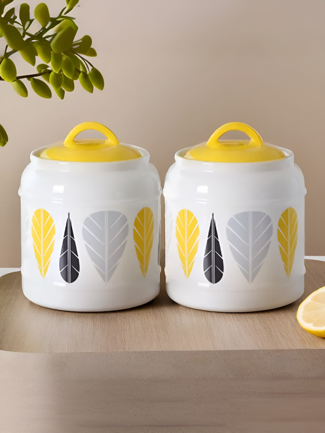 The Better Home White & Yellow 2 Pieces Printed Ceramic Easy to Clean Jar With Lid 2.5L