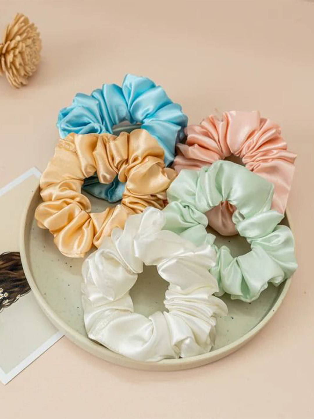 Cutesy & Minis Women Set of 5 Flex Scrunchies