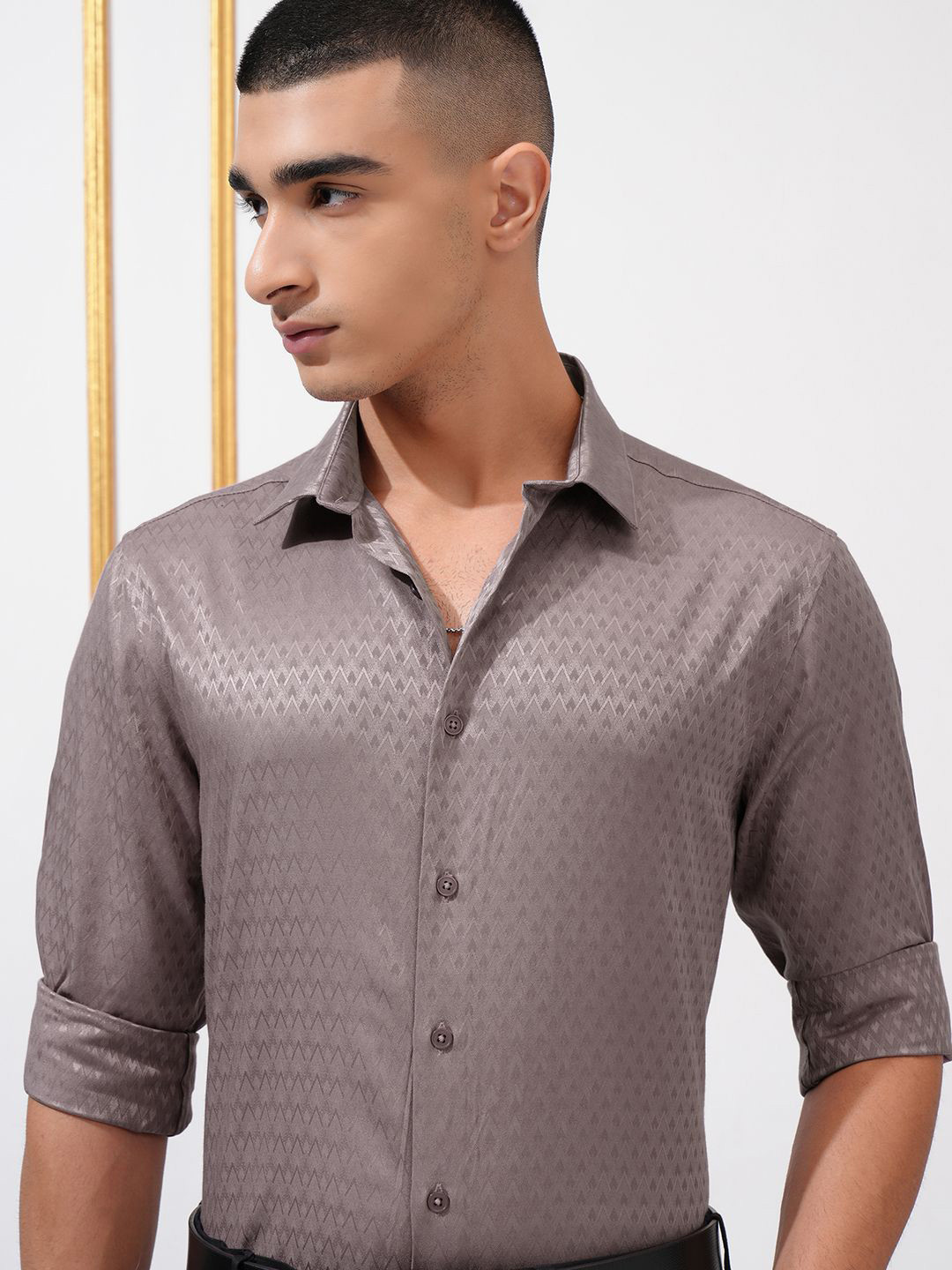 HIGHLANDER Men Spread Collar Textured Casual Slim Fit Shirt