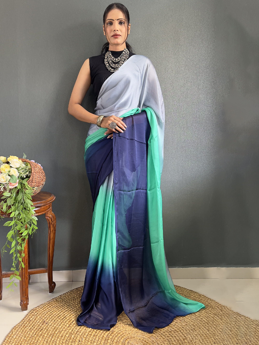 V3 FASHION STUDIO Pure Crepe Jamdani Designer Saree