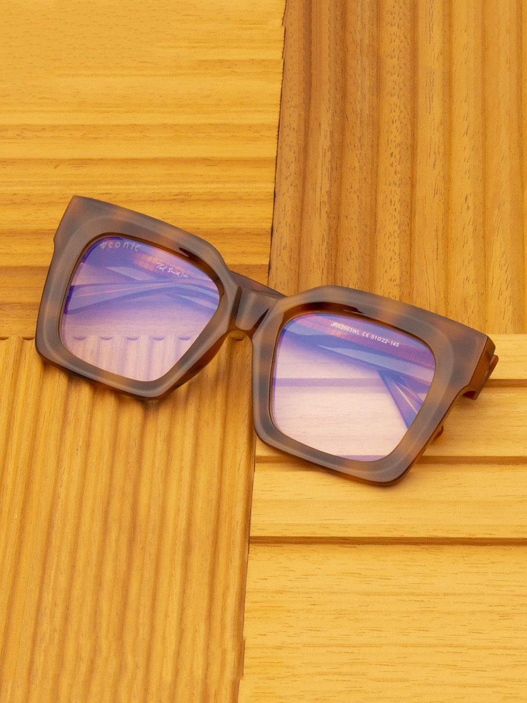 Ted Smith Unisex Square Sunglasses With UV Protected Lens EMILY_C6