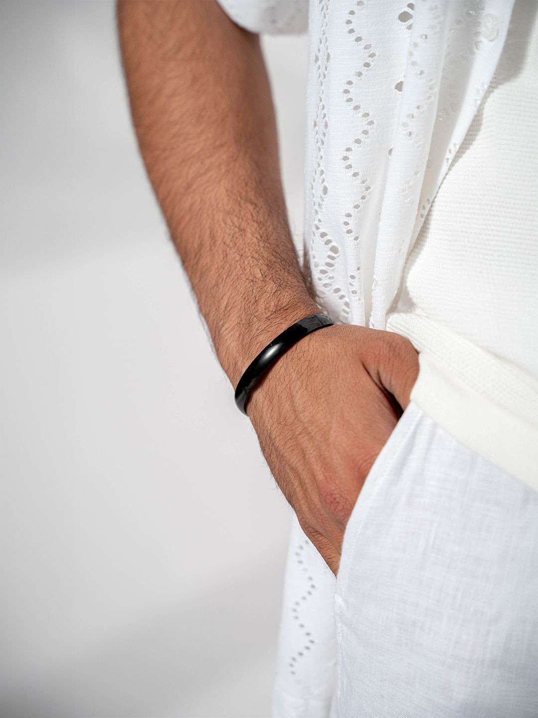 SWASHAA Men Ethan Stainless Steel Rhodium-Plated Kada Bracelet