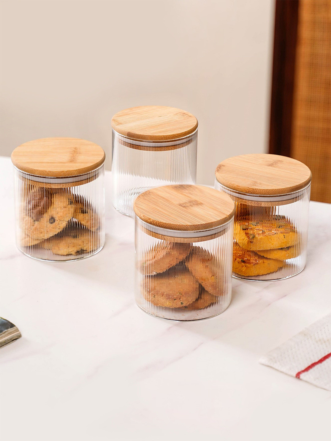 Nestasia Transparent 4 Pieces Borosilicate Airtight Glass Jar 730ml
