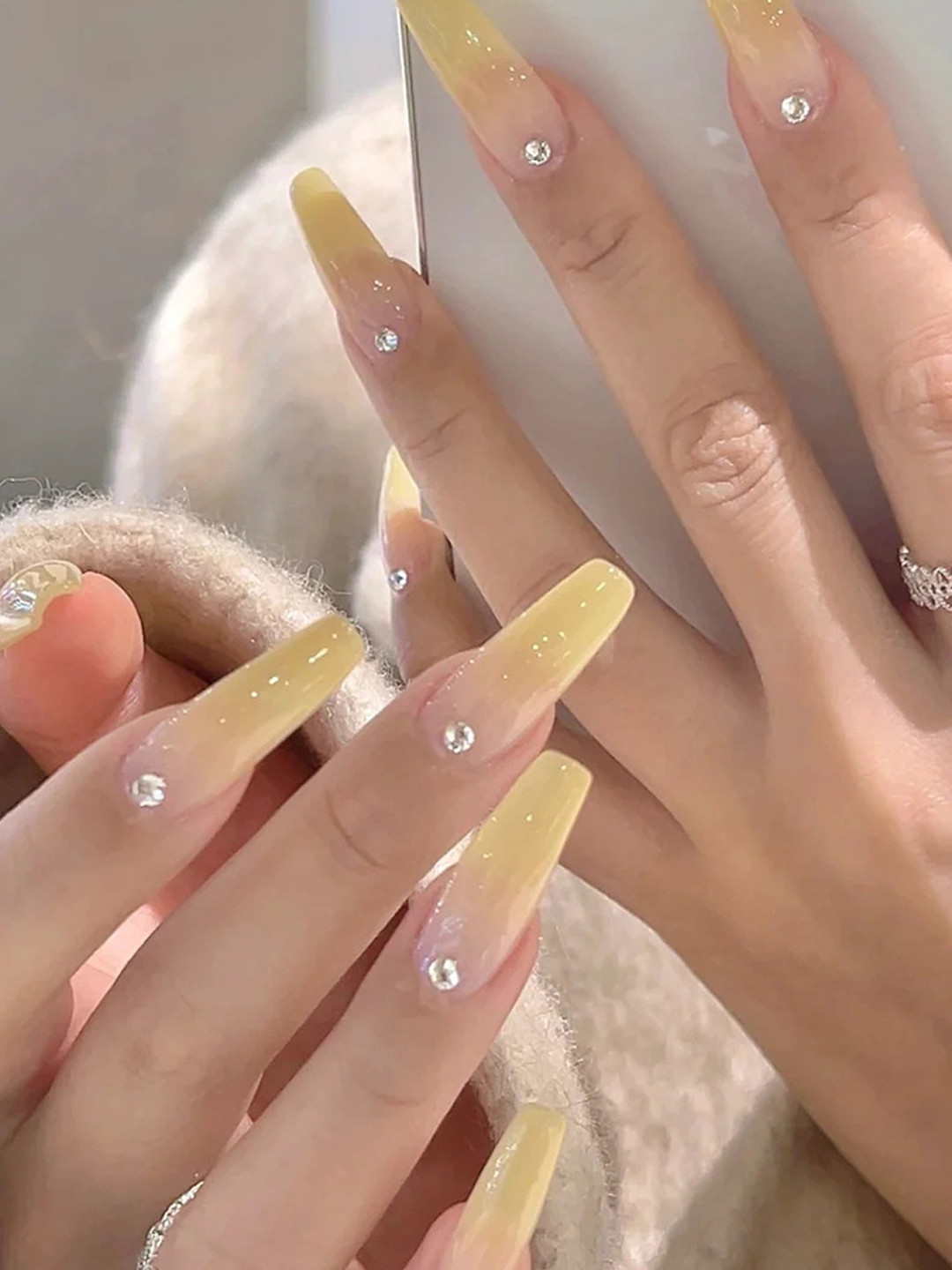 Secret Lives 24 Pcs Translucent False Nails With Studs - Yellow