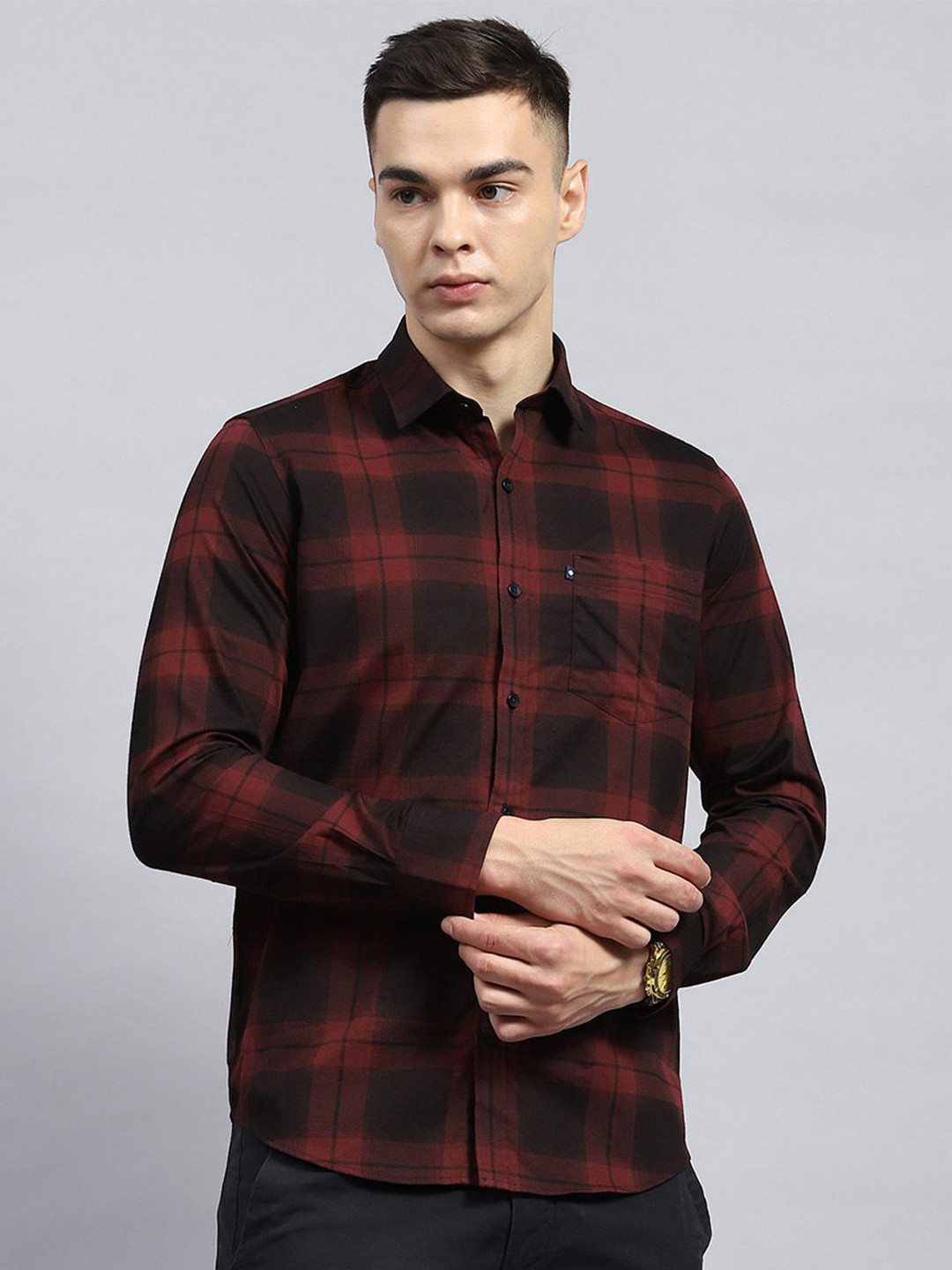 Cloak & Decker by Monte Carlo Men Spread Collar Tartan Checked Cotton Casual Shirt