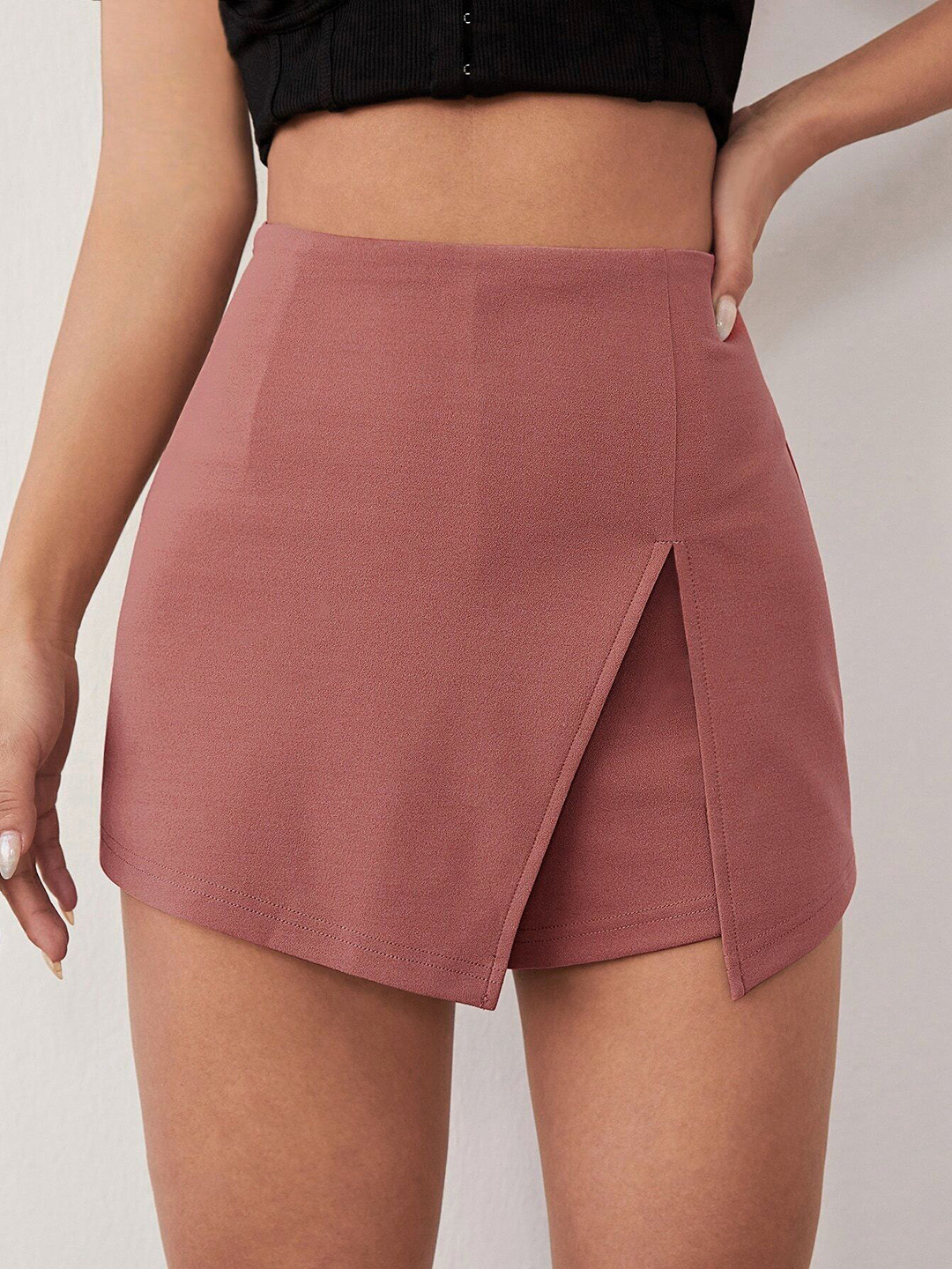 Stylecast X Slyck Solid Pattern High-Rise Regular Fit Shorts