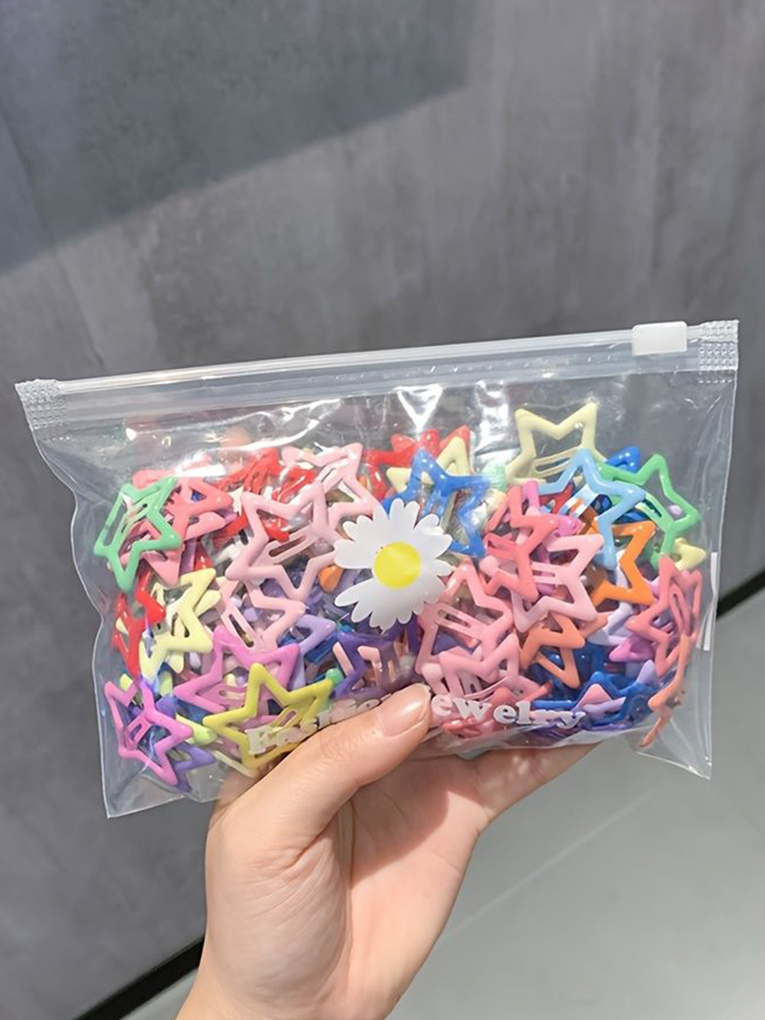 LYTIX Girls Set Of 20 Star-Shaped Dopamine Hair Clips - Assorted