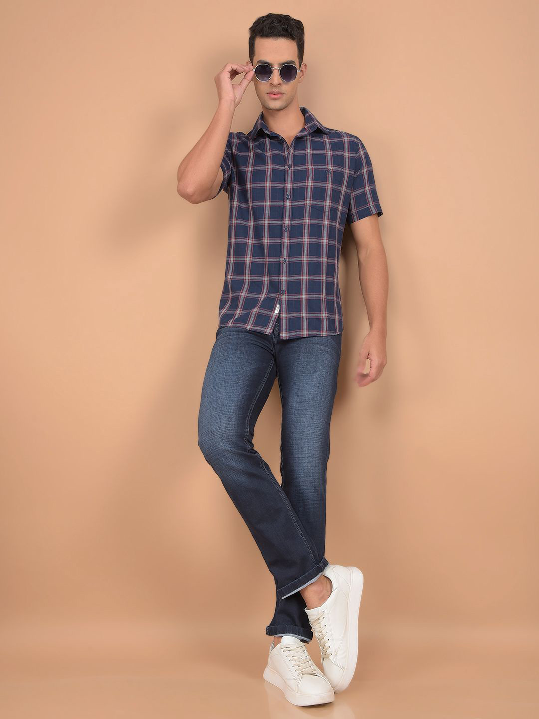 Crimsoune Club Men Spread Collar Checked Cotton Slim Fit Casual Shirt