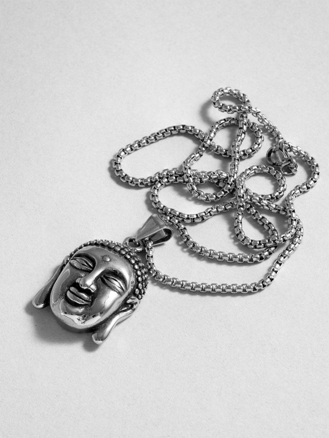 BLACK MAMBA Men Silver-Plated Buddha Head Pendant With Chain