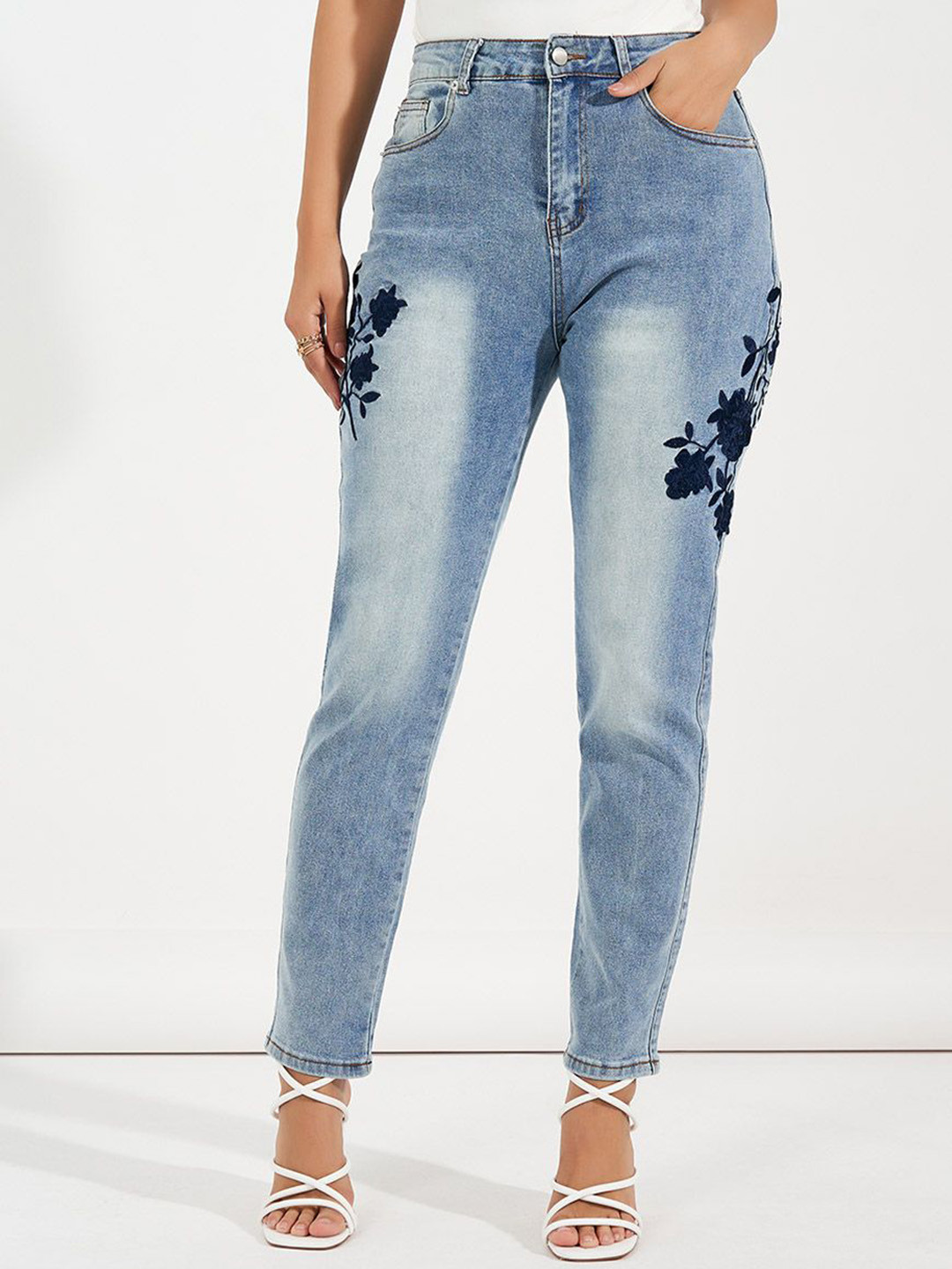 Styli Women High Rise Tapered Mom Fit Jeans with Embroidery Detail