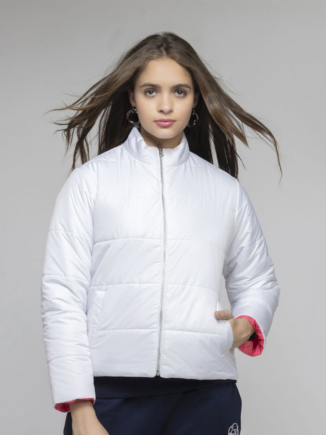 SHAYE Women Mock Collar Ombre Self Design Casual Puffer Reversible Jacket