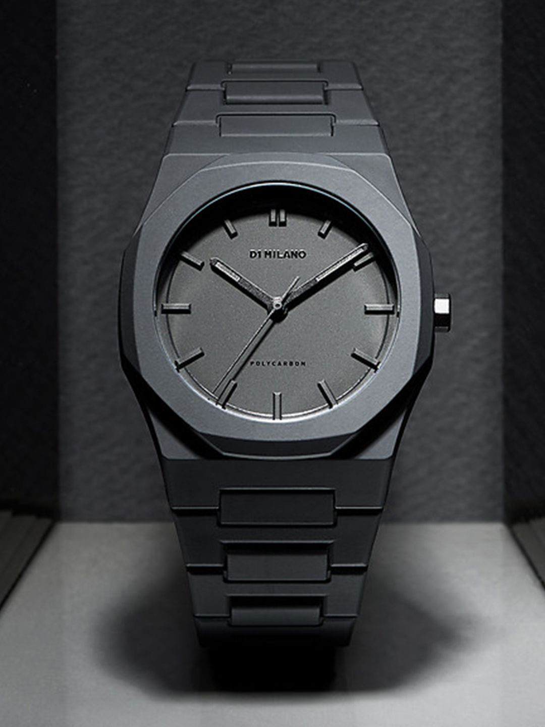 D1 Milano Men Black Dial and Black Straps Polycarbon Analog Watch PCBJ10_LUX1