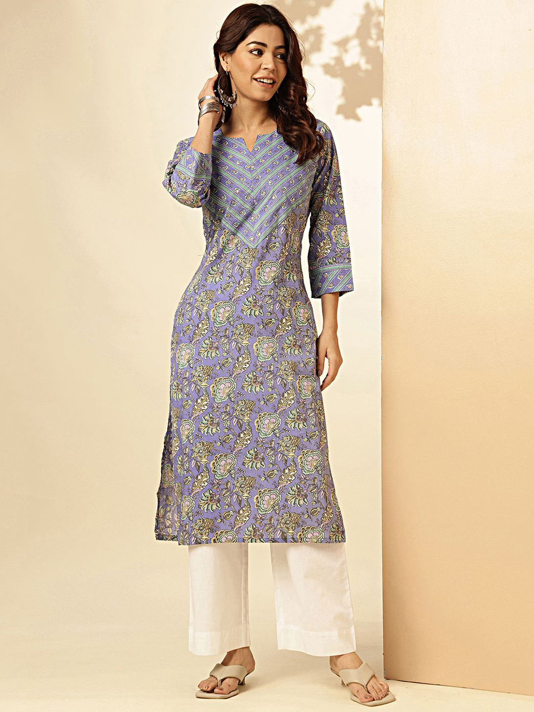 Vbuyz Lavender Floral Printed Round Neck Three-Quarter Sleeves Pure Cotton Straight Kurta