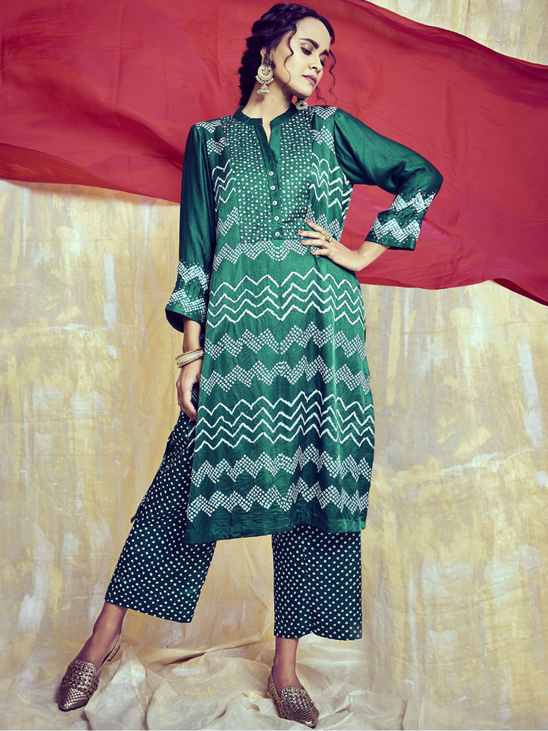 PINK CITY BY SARIKA Ethnic Motifs Printed Mandarin Collar Straight Kurta With Trousers