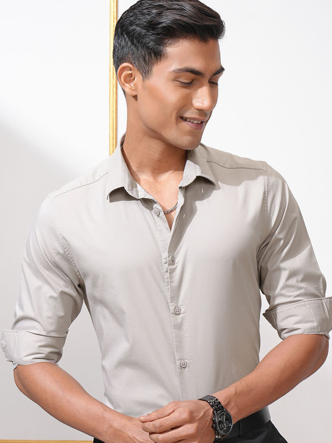 LOCOMOTIVE Men Cutaway Collar Solid Cotton Slim Fit Casual Shirt