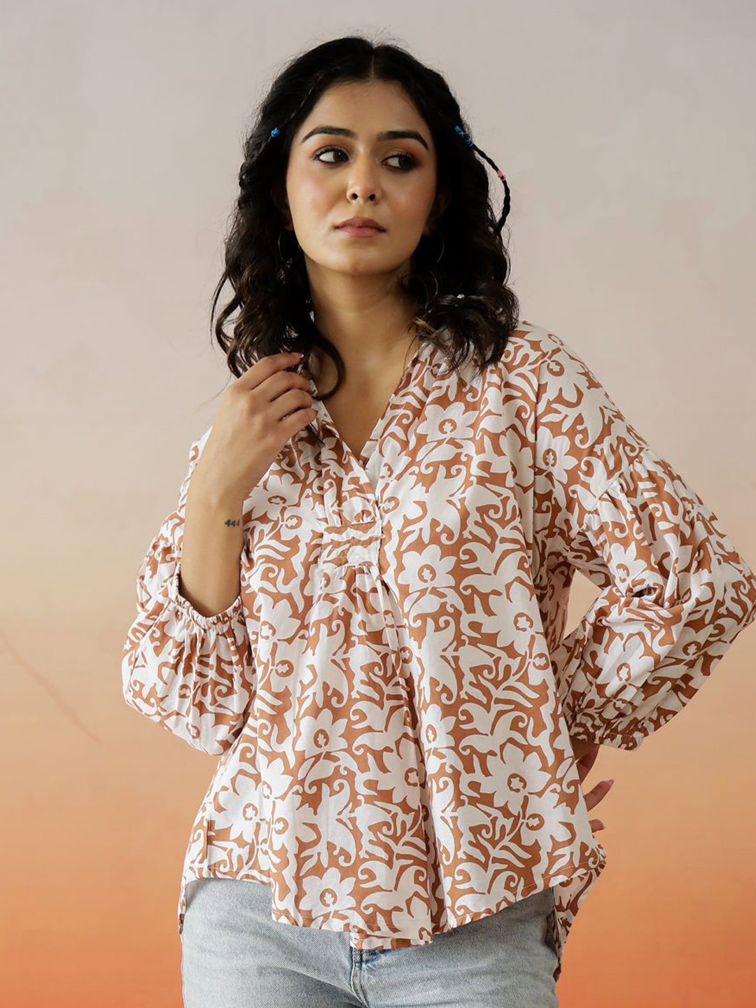 SANSKRUTIHOMES Tan Floral Print Puff Sleeves Pure Cotton Oversized Top